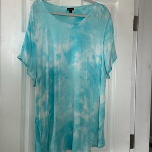 Torrid Aqua Tie-Dye Short Sleeve Top